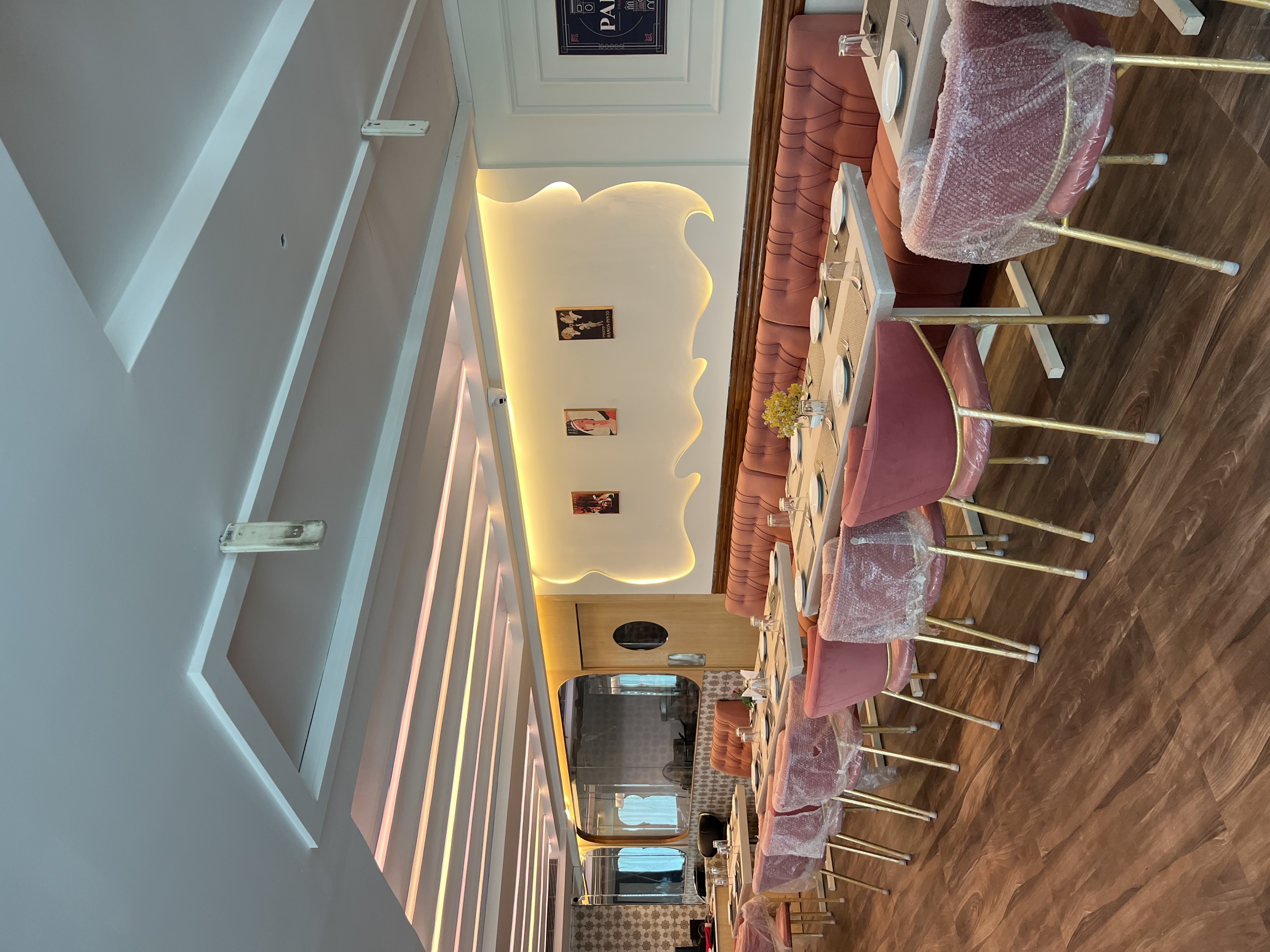 Olives Restaurant Dining Area